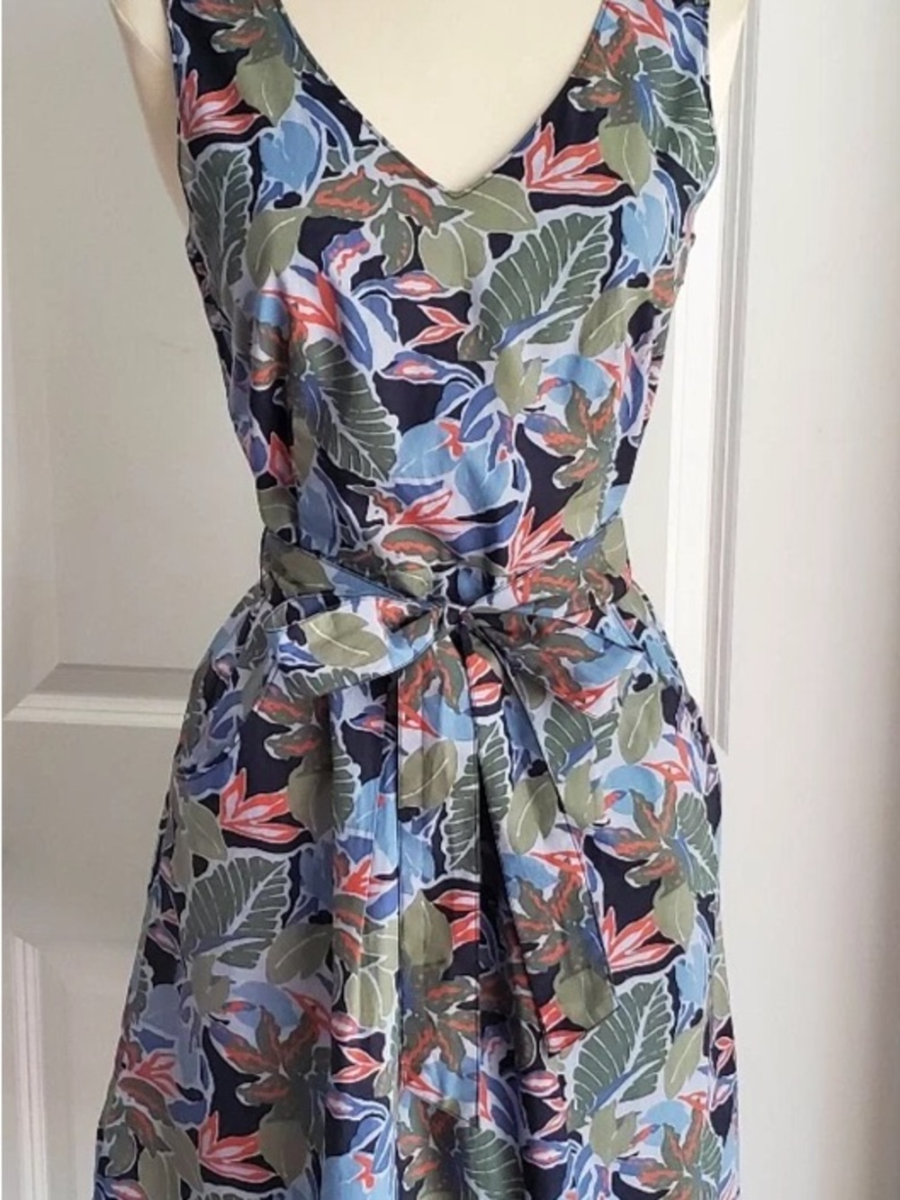 Floral V-Neck Tie-Waist Midi Dress in Navy, Olive & Coral